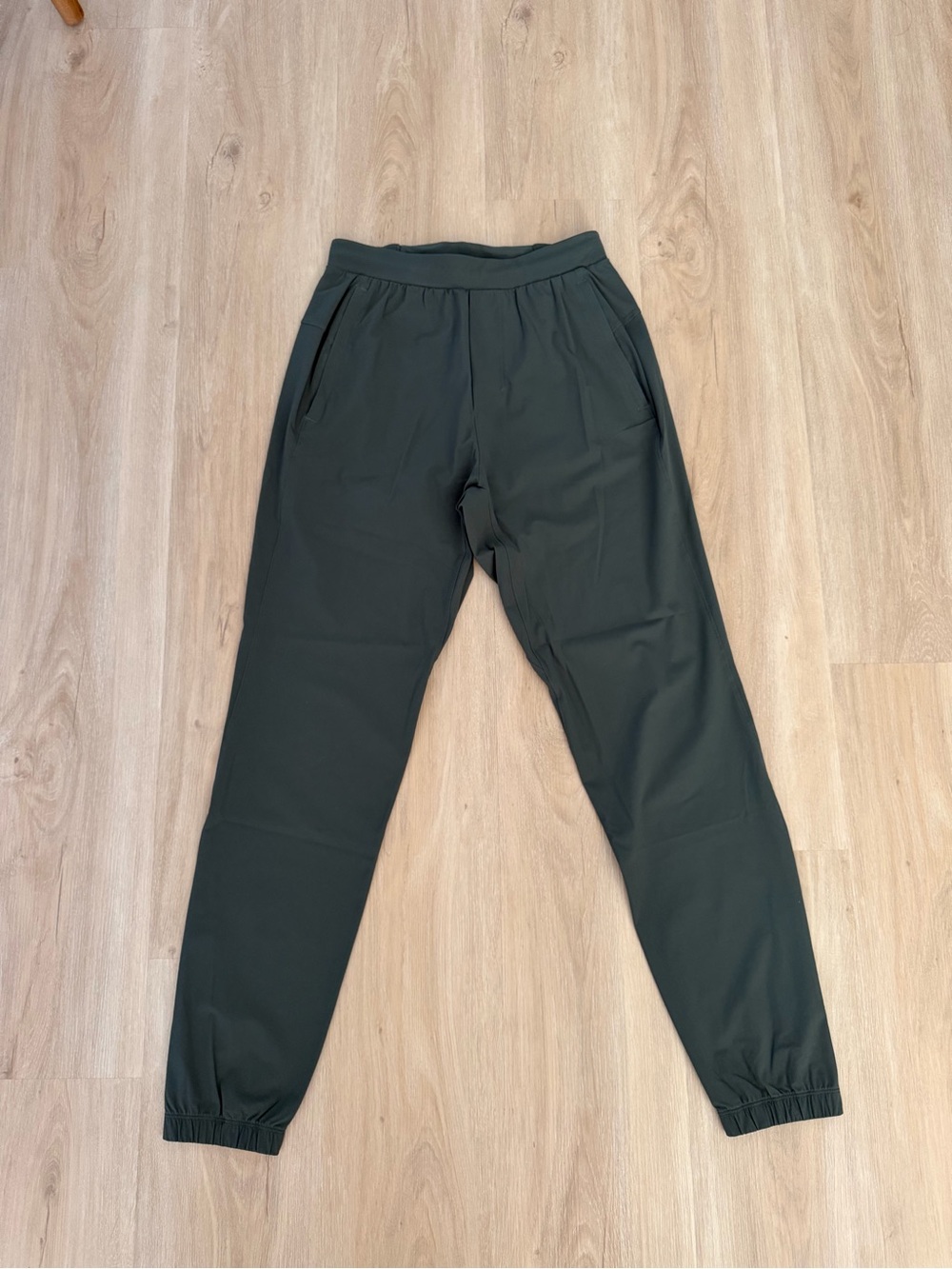 Lululemon Men's Surge Jogger, Smoked Spruce Green, Size XS